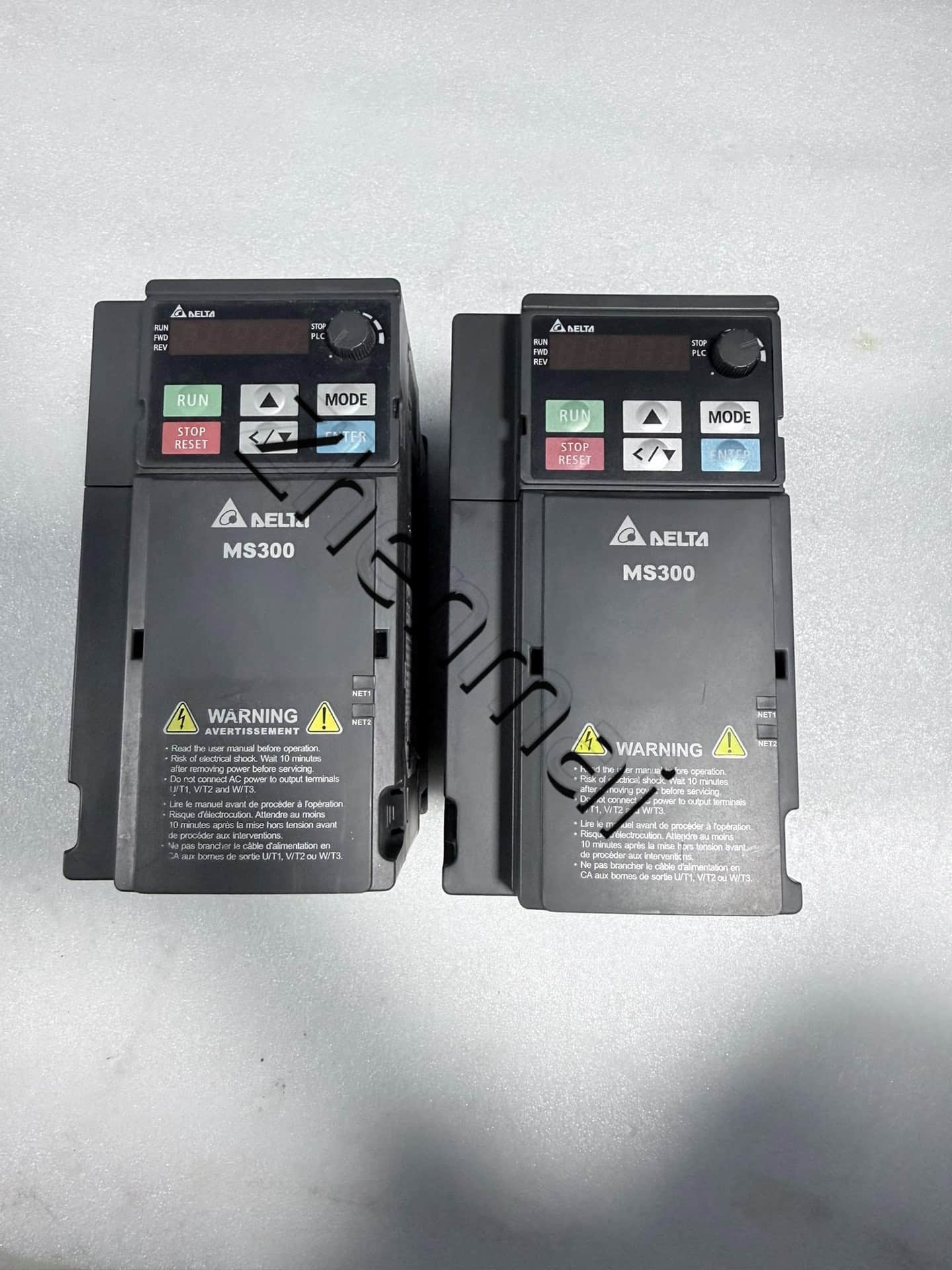 100% úplne nový originálny a originálny Delta 220V 2,2KW VFD11AMS21ANSAA Frekvenčné meniče Pohon Servo Motor