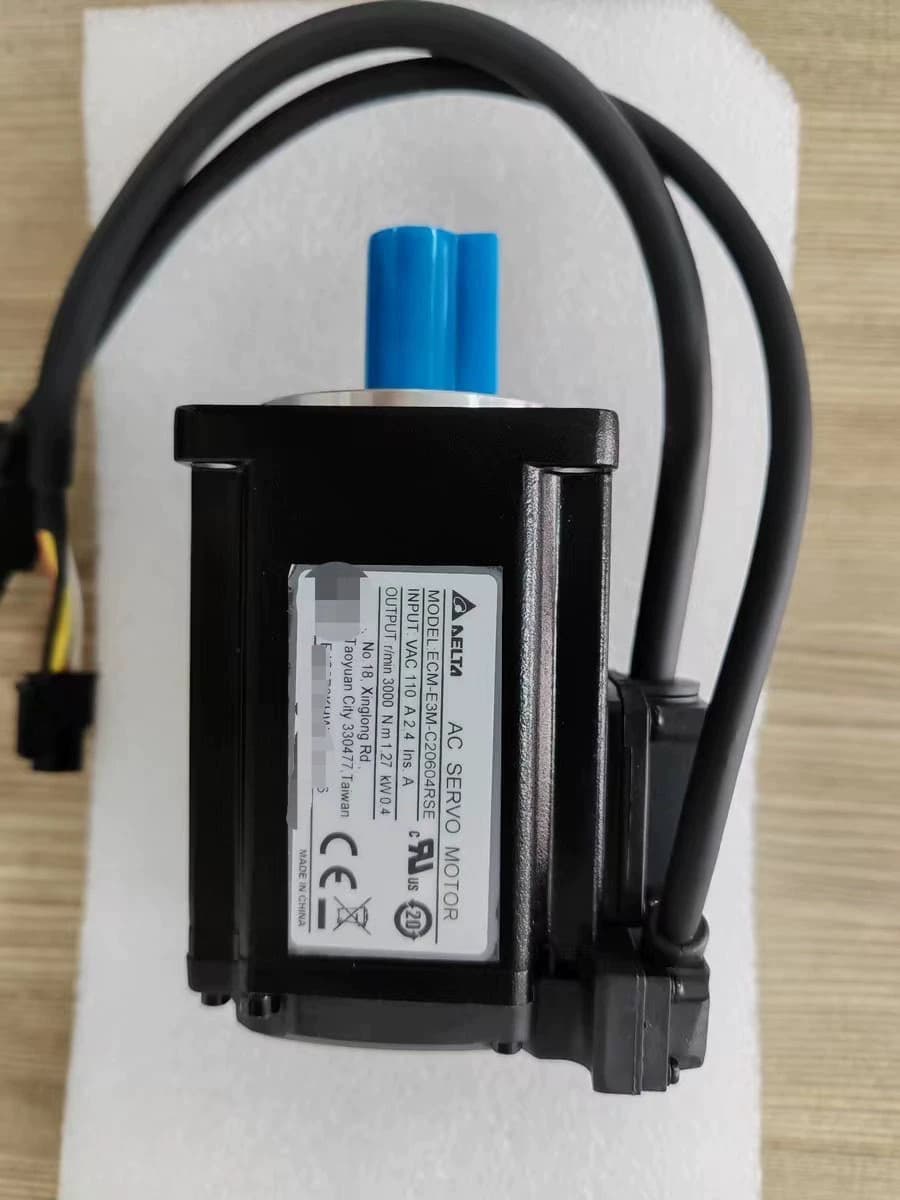 100% úplne nový originálny a originálny Delta ECM-E3M-C20604RSE Frekvenčné meniče Hnací servomotor