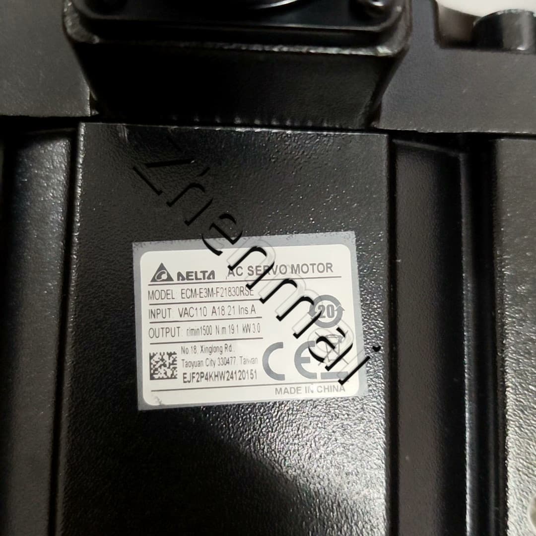 100% úplne nový originálny a originálny Delta ECM-E3M-F21830RSE Frekvenčné meniče Hnací servomotor