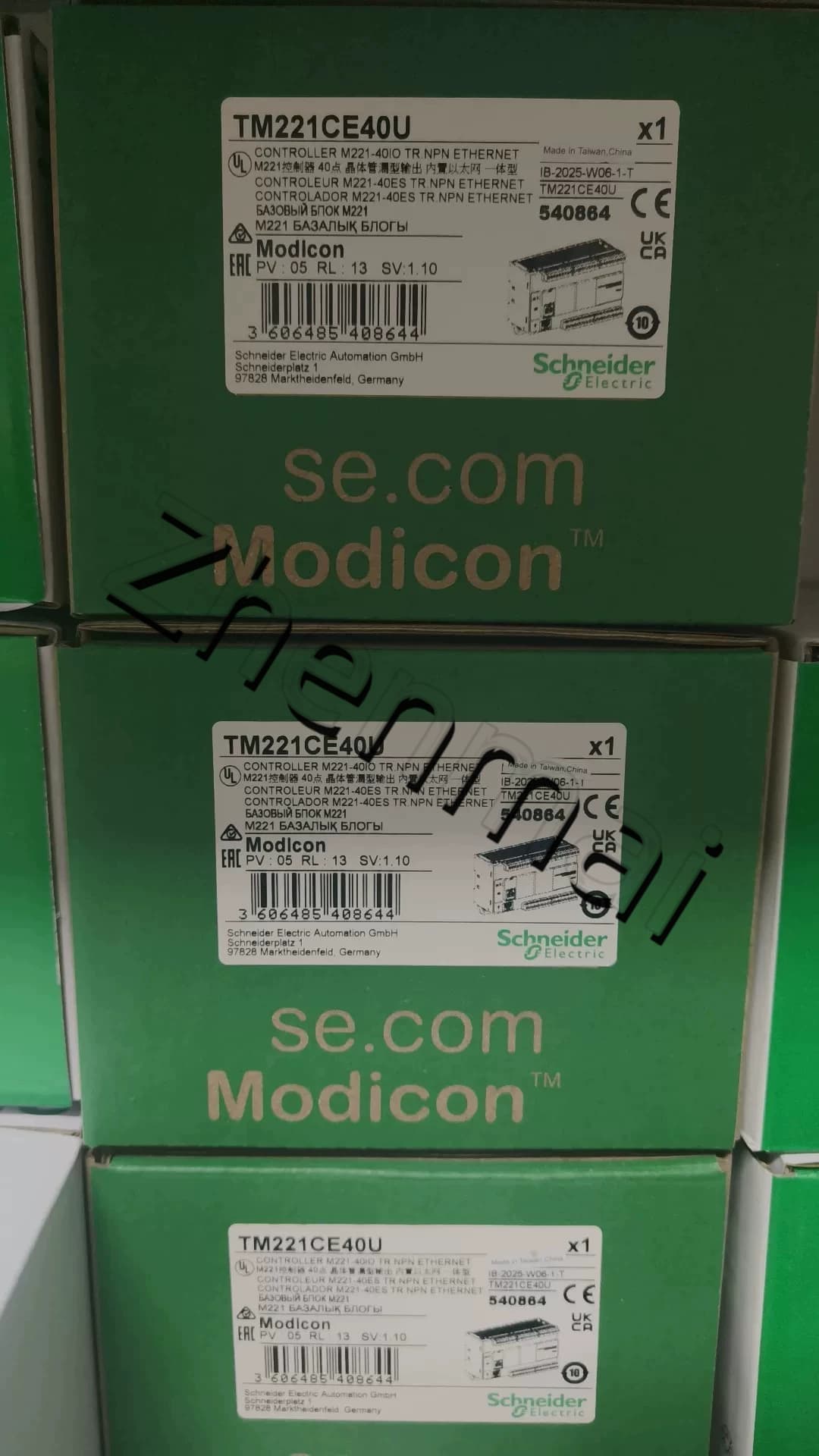 100% úplne nový, originálny a originálny Schneider TM221CE40U Frekvenčné meniče, ističe, stýkače, ochranné zariadenia