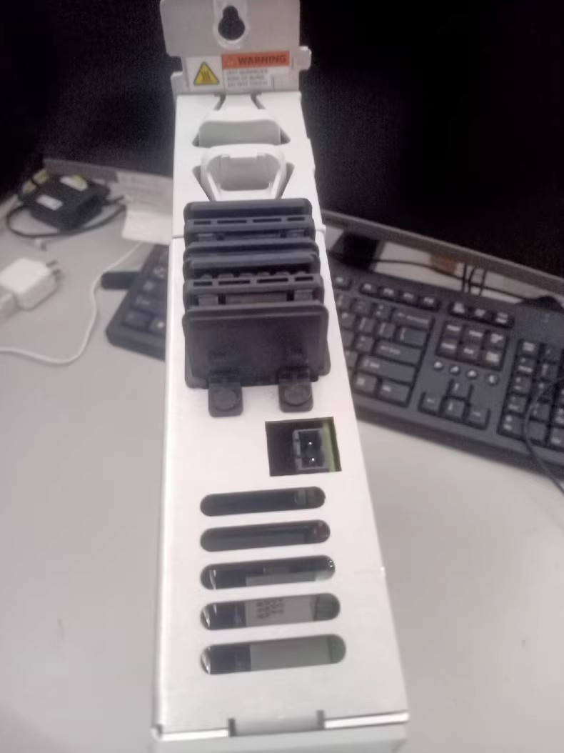 2198-CAPMOD-2240 Modul uzáveru Kinetix 5700, úplne nový a originálny Rýchle dodanie