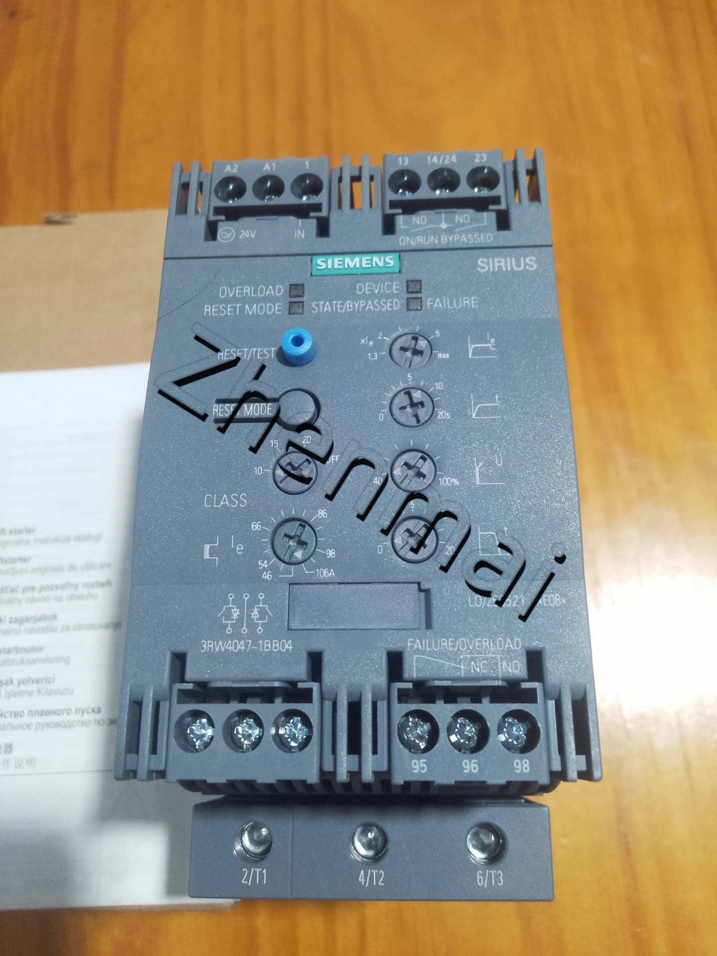Úplne nový, originálny, továrenský softstartér Siemens 3RW4047-1BB04 SOFTSTARTER SIRIUS