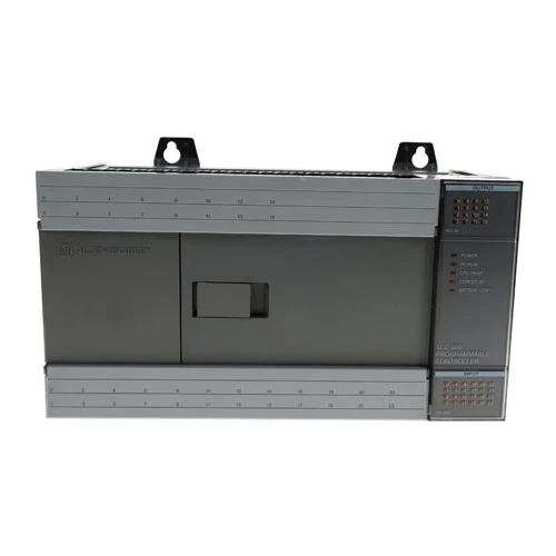Úplne nový originálny ovládač Allen-Bradley 1747-L20A SLC 500 s pevným PLC rýchlym dodaním