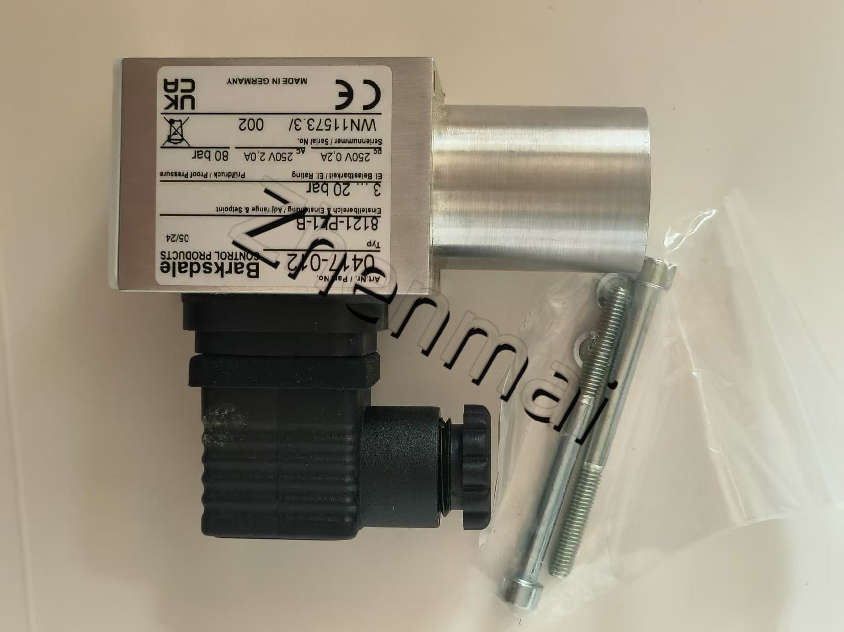 Úplne nový Originál Barksdale 8111-PL1-B-GL 0417-397 Tlakový senzor Hladinový spínač Prietokový spínač Tlakový spínač Rýchla dodávka