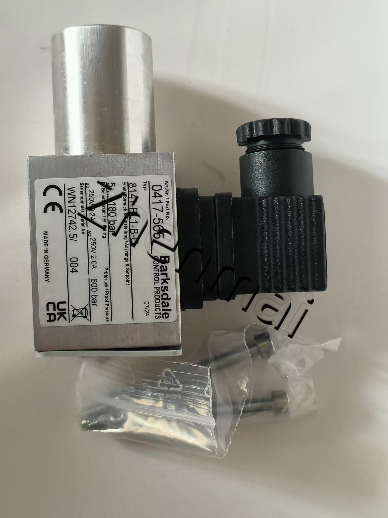 Úplne nový Originál Barksdale 8141-PL1-B-D 0417-565 Tlakový senzor Hladinový spínač Prietokový spínač Tlakový spínač Rýchla doprava