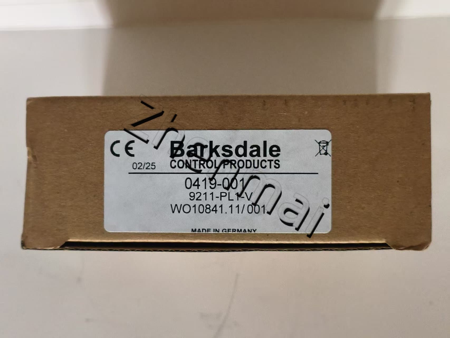 Úplne nový Originál Barksdale 9211-PL1-V 0419-001 Tlakový senzor Hladinový spínač Prietokový spínač Tlakový spínač Rýchla dodávka