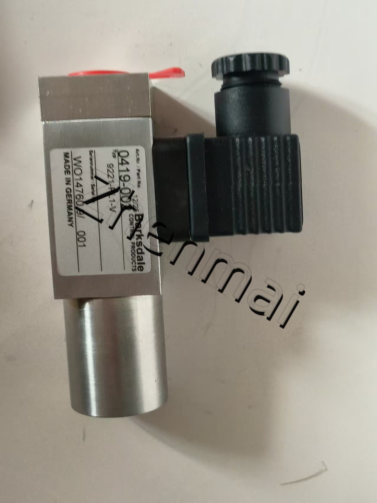 Úplne nový Originál Barksdale 9221-PL1-V 0419-002 Tlakový senzor Hladinový spínač Prietokový spínač Tlakový spínač Rýchla dodávka