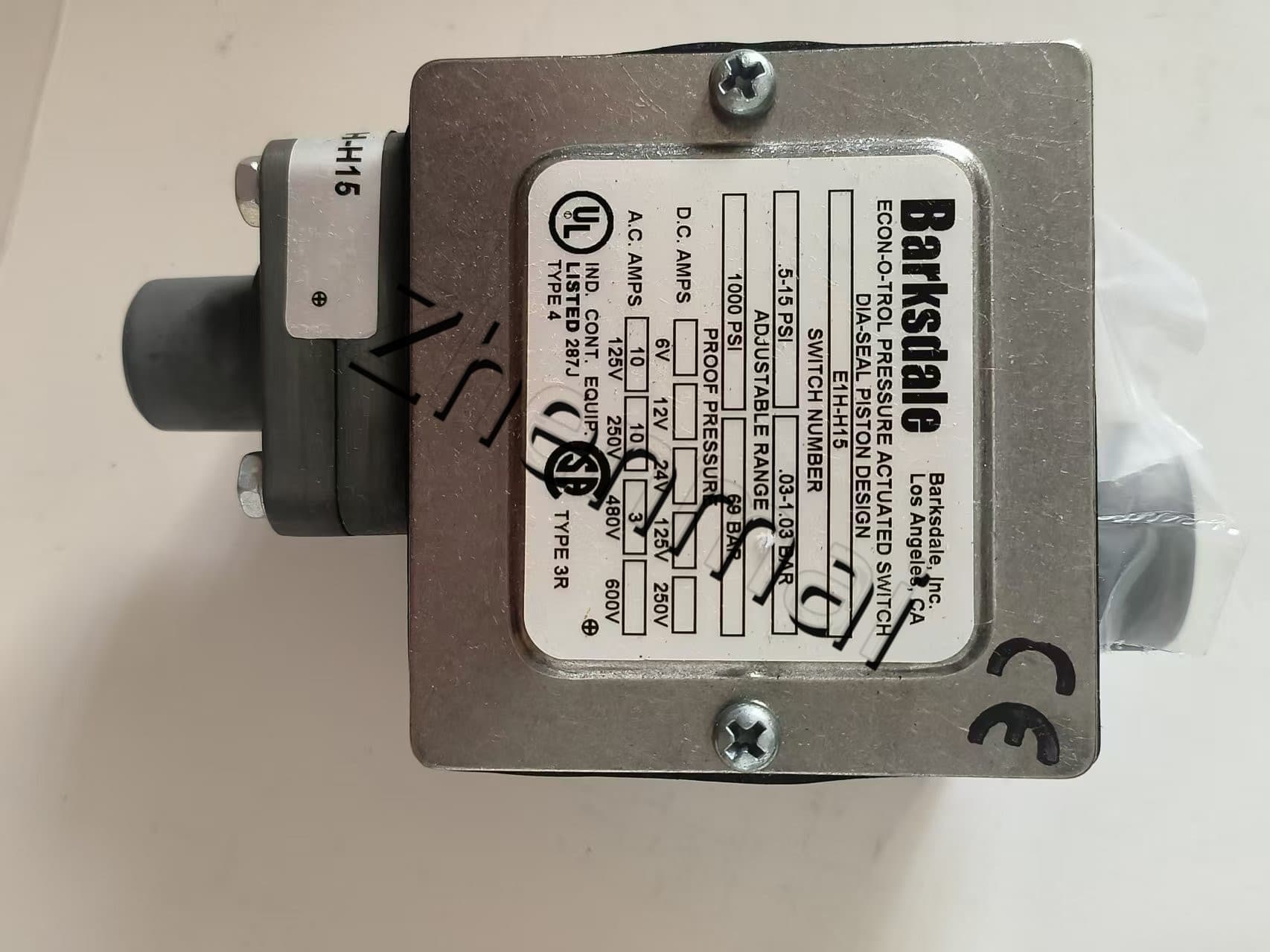 Úplne nový originálny Barksdale E1H-H15-P4 0403-059 Tlakový senzor Hladinový spínač Prietokový spínač Tlakový spínač Rýchla doprava