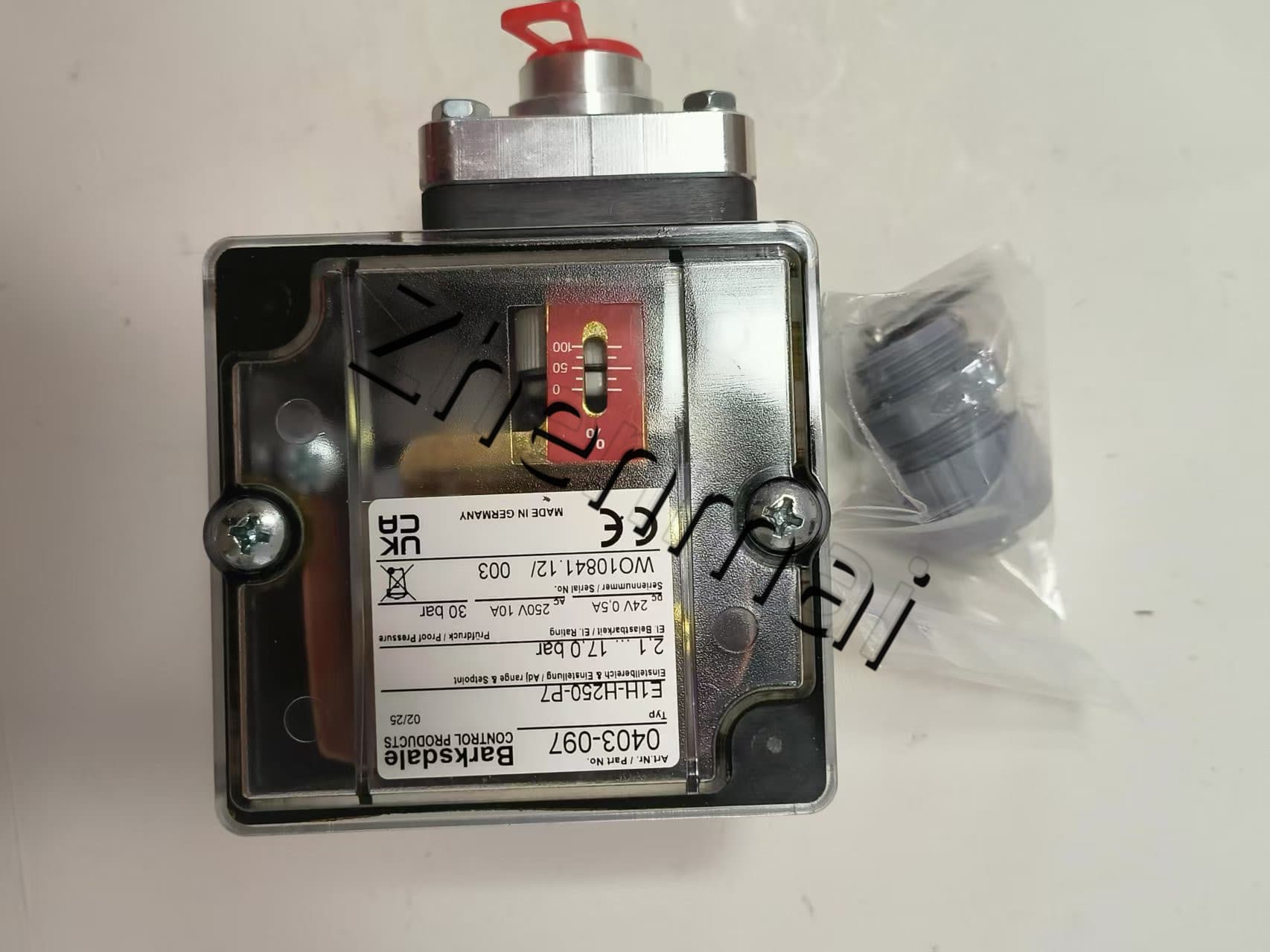 Úplne nový originálny Barksdale E1H-H250-P7 0403-097 Tlakový senzor Hladinový spínač Prietokový spínač Tlakový spínač Rýchla doprava