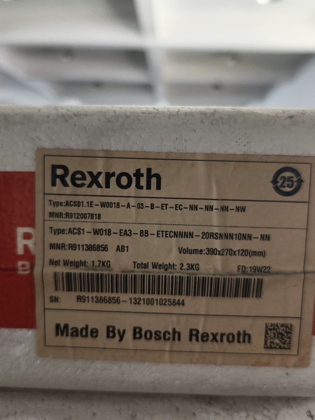 Úplne nový originálny servopohon Bosch Rexroth ACS1-WO18-EA3-BB-ETECNNNN-20RSNNN10NN-NN Rýchla dodávka