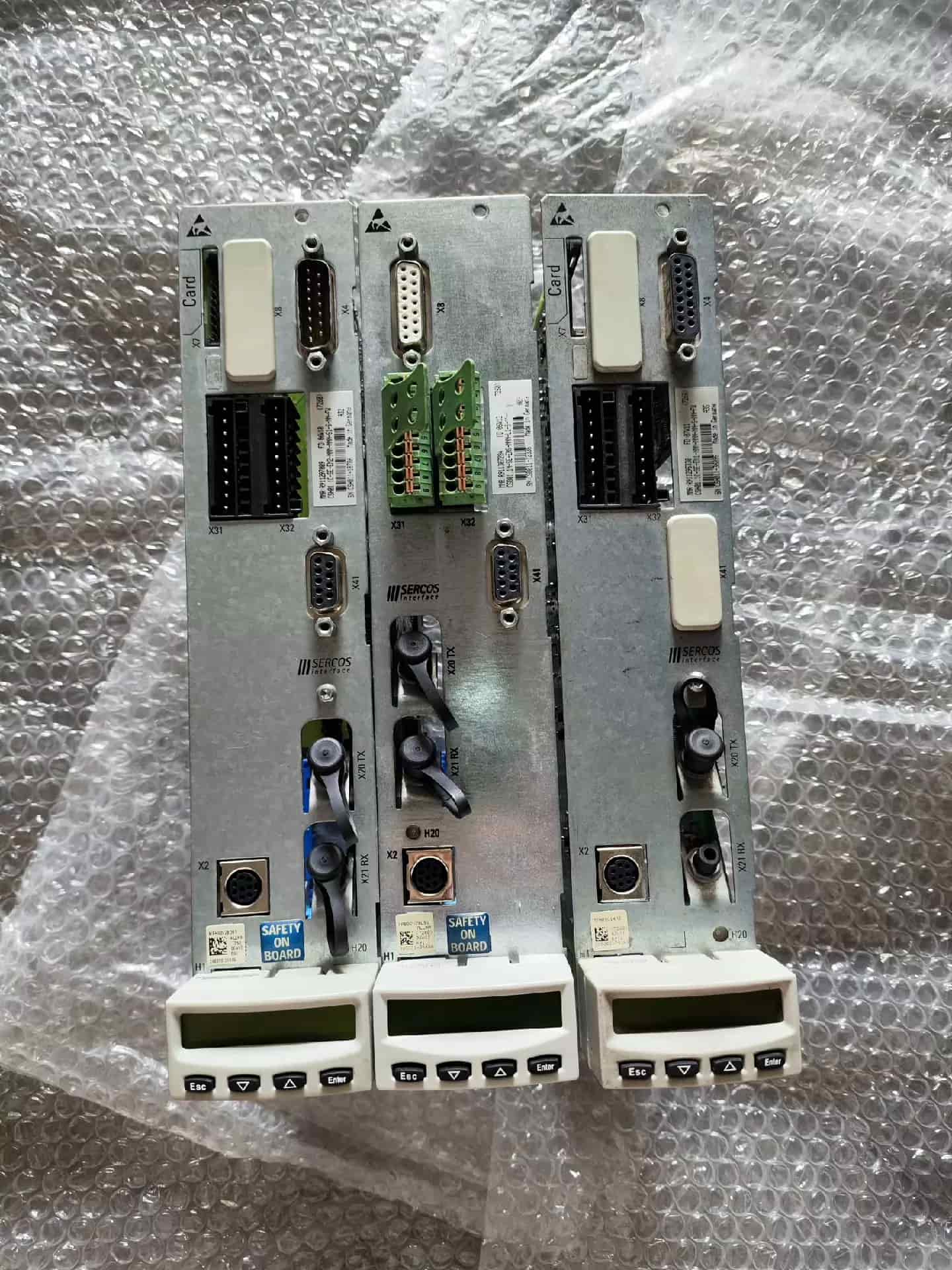 Úplne nový originálny servopohon Bosch Rexroth CSH01.1C-SE-ENS-NNN-NNN-L1-S-NN-FW Rýchla dodávka