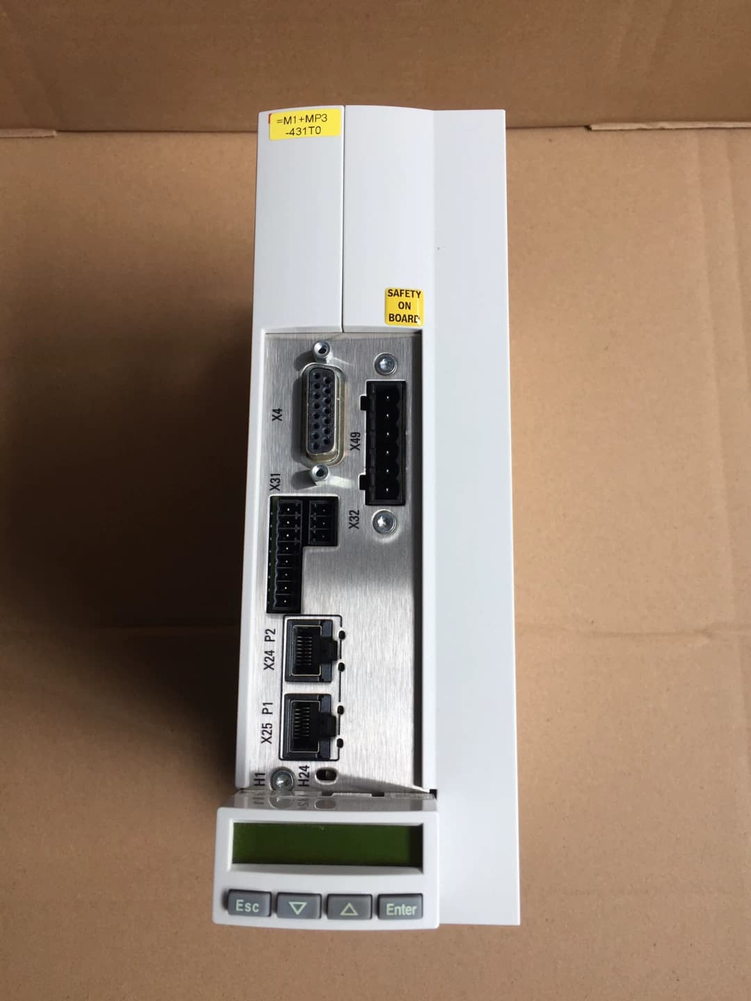 Úplne nový originálny servopohon Bosch Rexroth HCS01.1E-W0028-A-03-B-ET-EC-NN-L4-NN-FW Rýchla dodávka