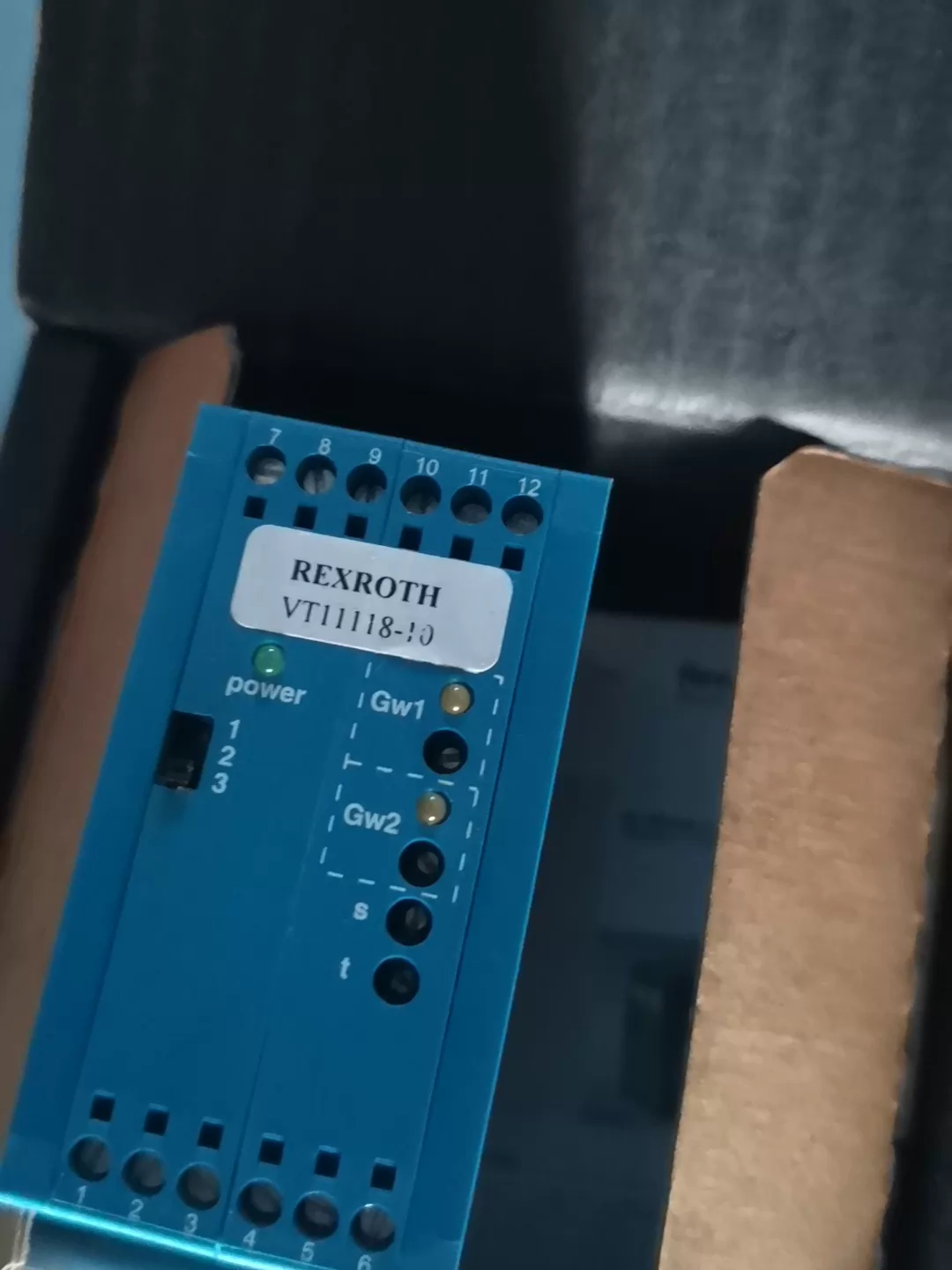 Úplne nový originálny servopohon Bosch Rexroth VT11118-10 Rýchla dodávka