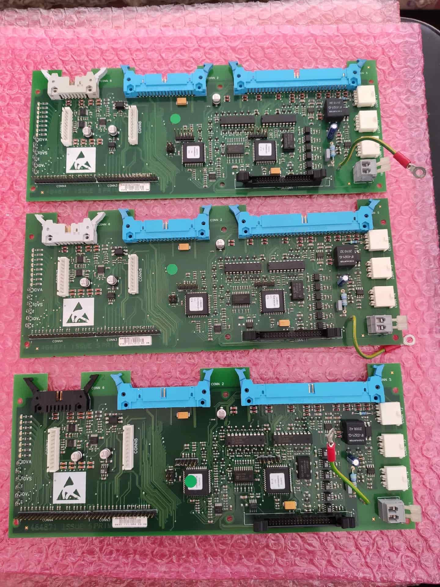 Úplne nový originálny Parker AH464871U002 servopohony s premenlivou frekvenciou servomotory ovládače Rýchla dodávka