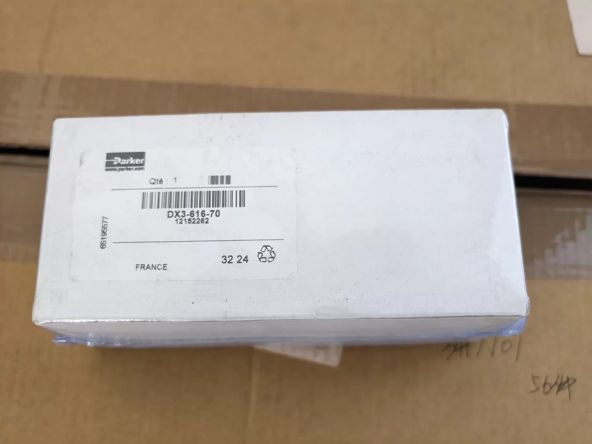 Úplne nový originálny Parker DX3-616-70 Servopohony s premenlivou frekvenciou pohony servomotory ovládače Rýchla dodávka