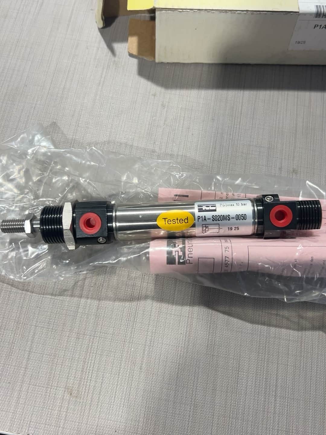 Úplne nový originálny Parker P1A-S020MS-0050 Servopohony s premenlivou frekvenciou pohony servomotory ovládače Rýchla dodávka