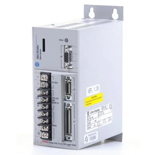 Originálny univerzálny digitálny servopohon Allen-Bradley 1398-DDM-005 Ultra 100 Rýchle dodanie