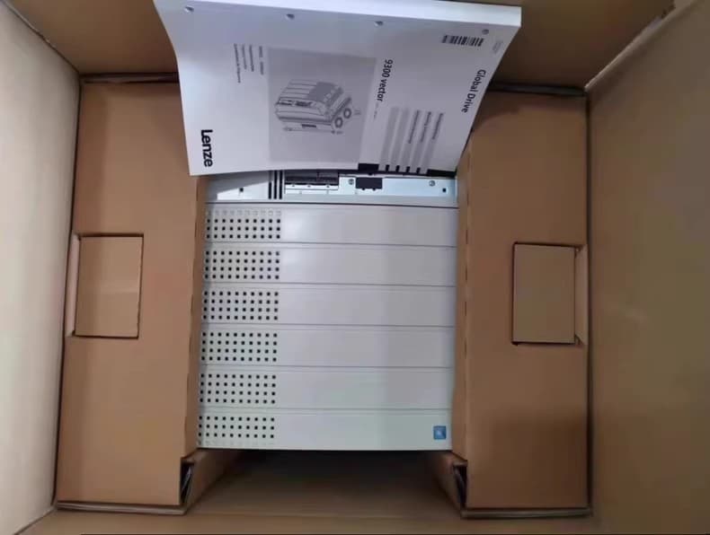 Originálny nový priemyselný I/O modul Lenze E94ASSE2924 FedEx DHL Fast Shipping