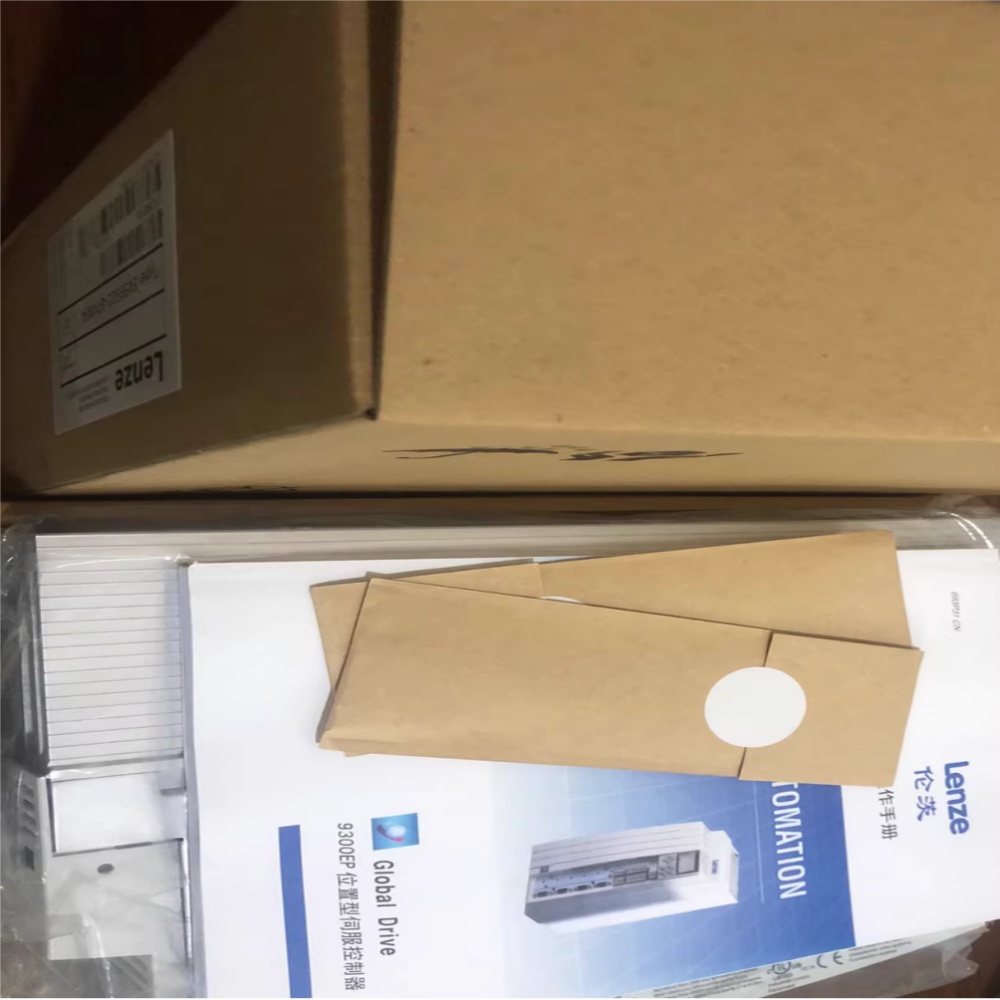 Originálny nový priemyselný I/O modul Lenze EVS9321-ETV100 FedEx DHL Fast Shipping