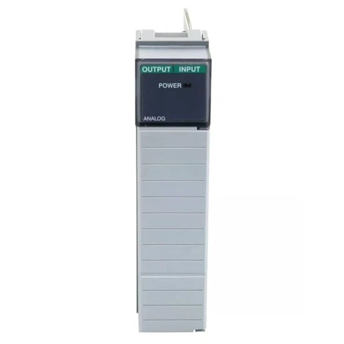 Nový originálny analógový vstupný modul 1746-FIO4I Allen-Bradley SLC 500 PLC Rýchla dodávka