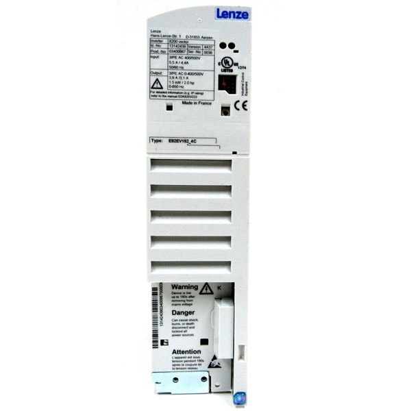 Nový originálny Lenze E82EV152-4C 1,5kW invertor 380-480V DHL FedEx Fast Shipping